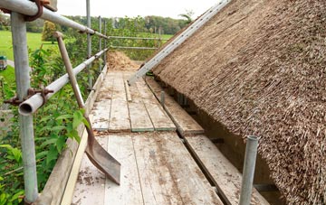 advantages of Hale Coombe thatch roofing